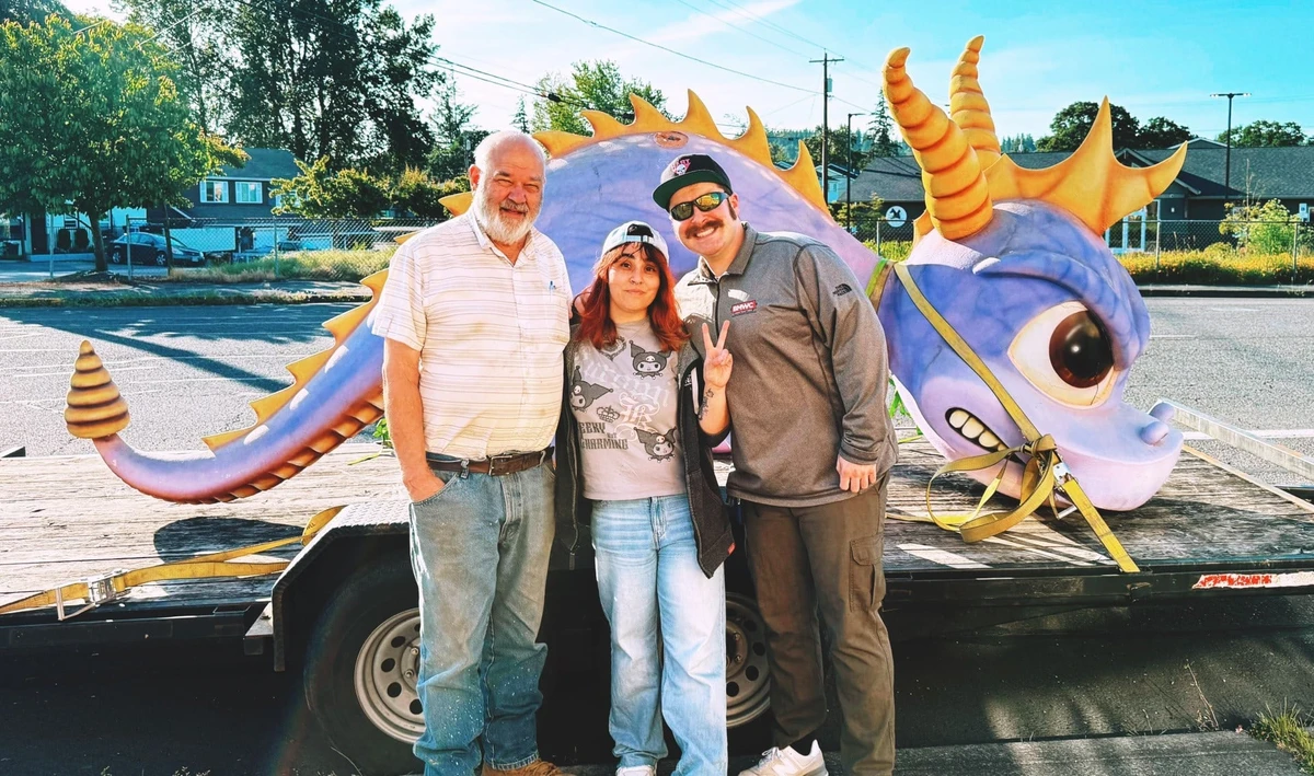 "We Got Him Out" - Spyro: Year Of The Dragon's E3 Statue Rescued After Being Abandoned For Years