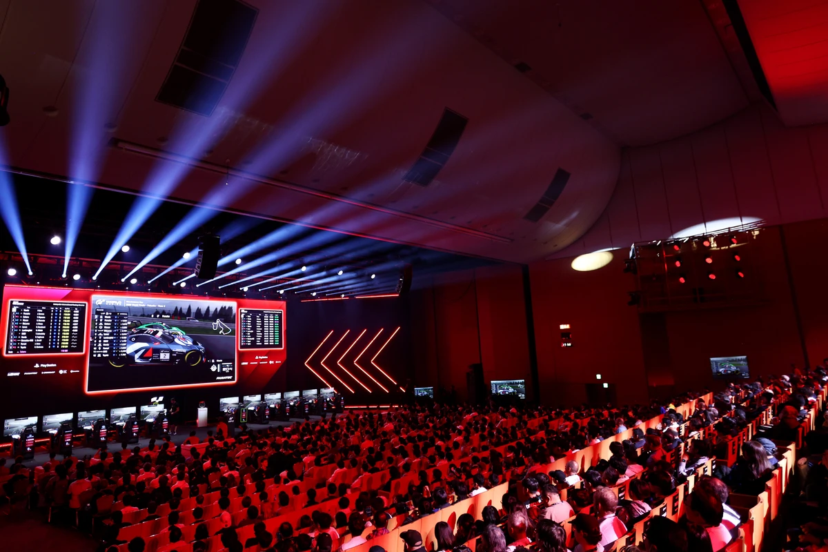 Watch the world’s top Gran Turismo 7 gamers race live in Milan
